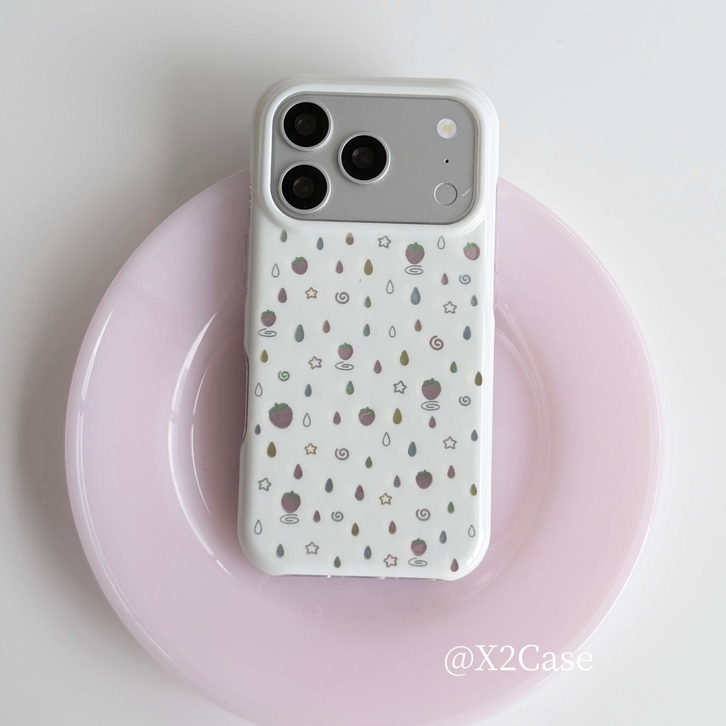 Cute White Raindrops Strawberr - đánh giá và giá Phone Cases Y2K